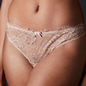 Journelle Isabel Thong Size S